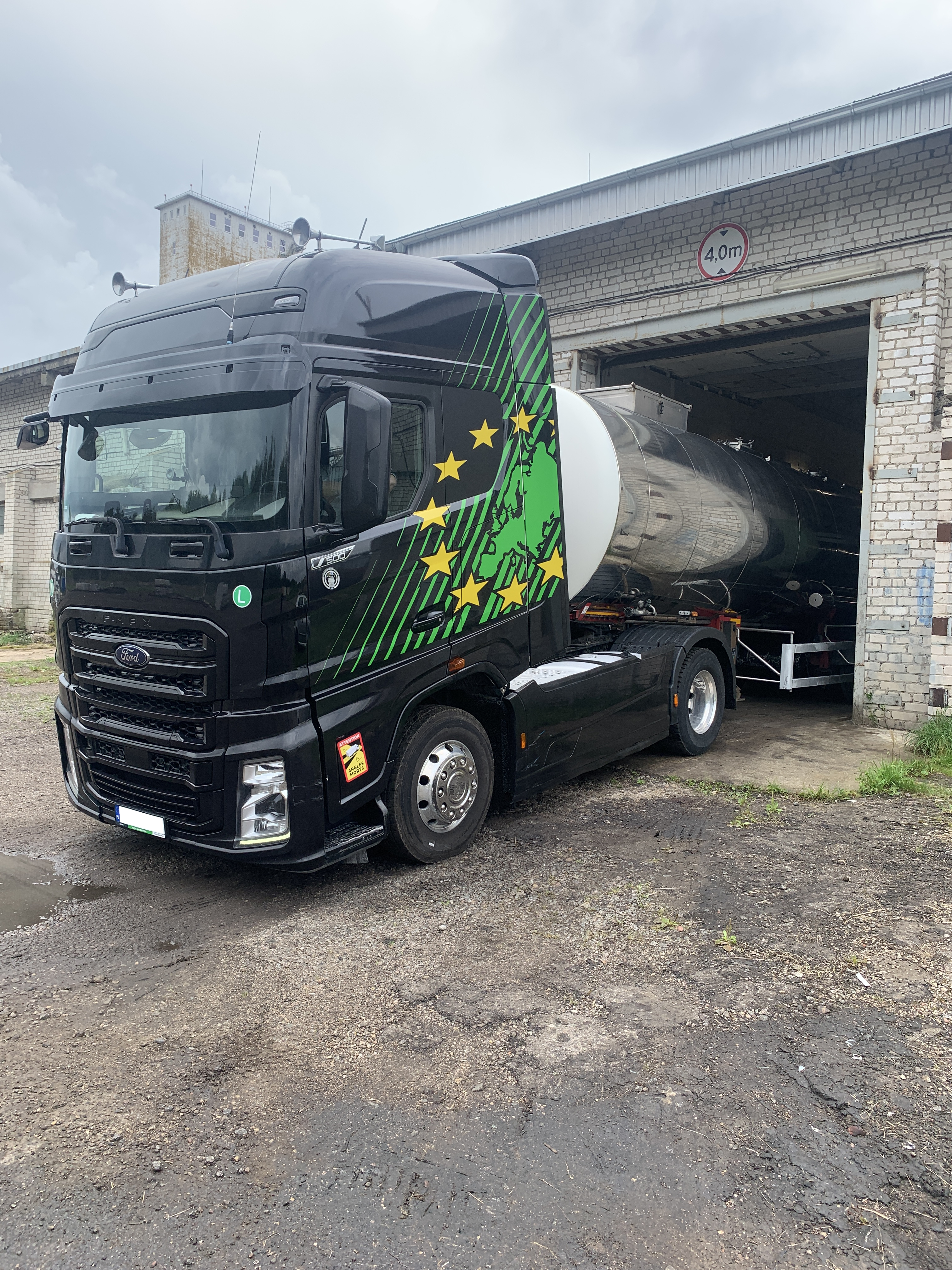 Tank truck